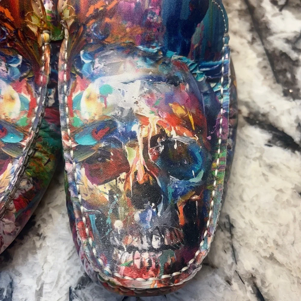 Robert Graham hand painted Skull drivers size 10.5